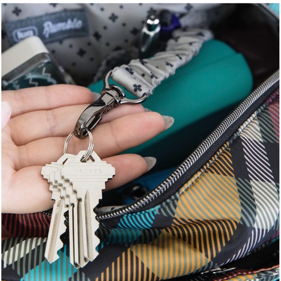 Lug Rumble Satchel - Picture 9 of 11